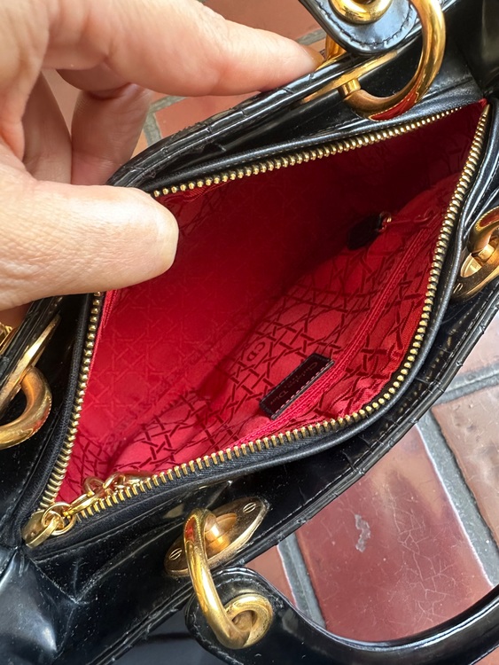 レディディオール（ブランドバッグ）の商品画像 - 査定依頼日：2025年7月14日 - 最高査定価格：150,000円