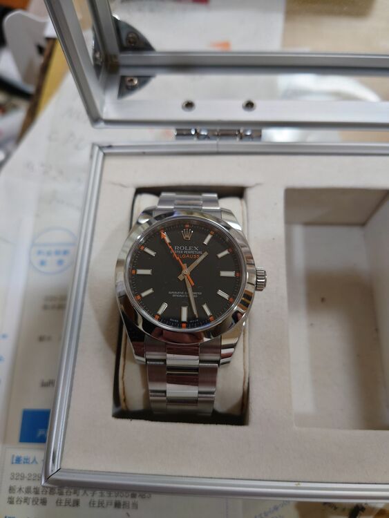 ロレックス ミルガウス （高級時計）の商品画像 - 査定依頼日：2025年8月7日 - 最高査定価格：1,430,000円