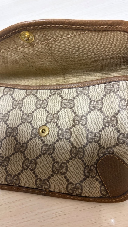オールドアクセサリーコレクションGG スプリームクラッチバッグ（ブランドバッグ）の商品画像 - 査定依頼日：2026年9月17日 - 最高査定価格：9,000円