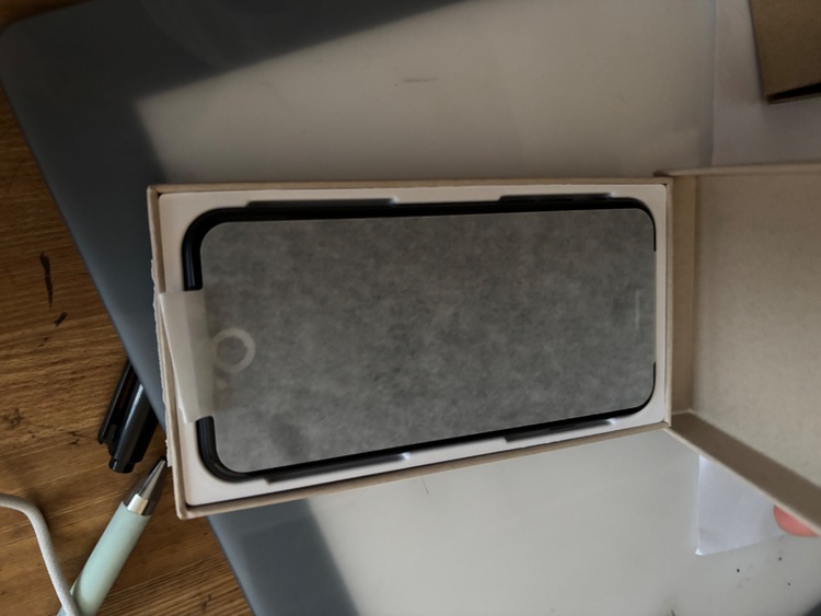 J661-25263（スマホ）の商品画像 - 査定依頼日：2025年8月14日 - 最高査定価格：40,000円