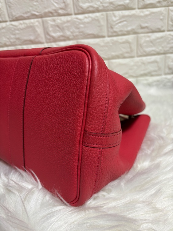 エルメス ガーデンパーティPM ネゴンダ ブーゲンビリア □N刻印（ブランドバッグ）の商品画像 - 査定依頼日：2025年11月21日 - 最高査定価格：160,000円