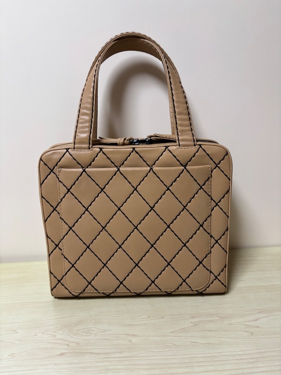 ワイルドステッチ　トートバッグ（ブランドバッグ）の商品画像 - 査定依頼日：2025年12月6日 - 最高査定価格：100,000円