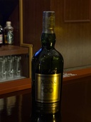 アードベッグ　パーペチューム（お酒）の商品画像 - 査定依頼日：2026年10月4日 - 最高査定価格：20,000円