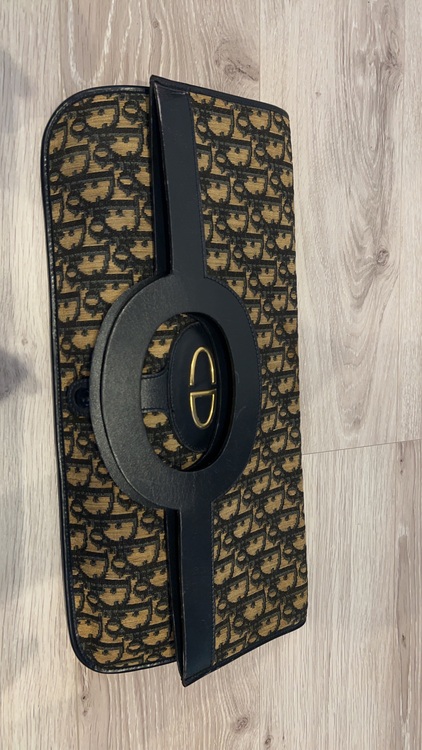 ディオール  （ブランドバッグ）の商品画像 - 査定依頼日：2025年11月8日 - 最高査定価格：60,000円