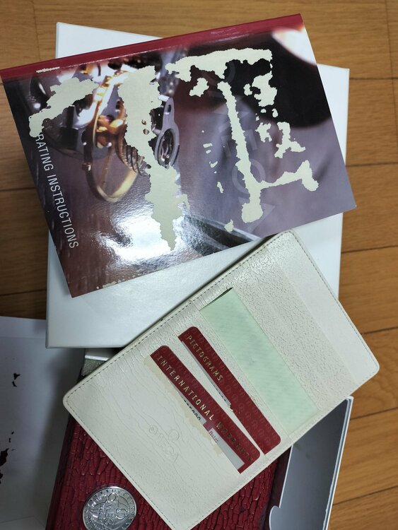 オメガ スピードマスター 3570.5（高級時計）の商品画像 - 査定依頼日：2026年3月29日 - 最高査定価格：640,000円