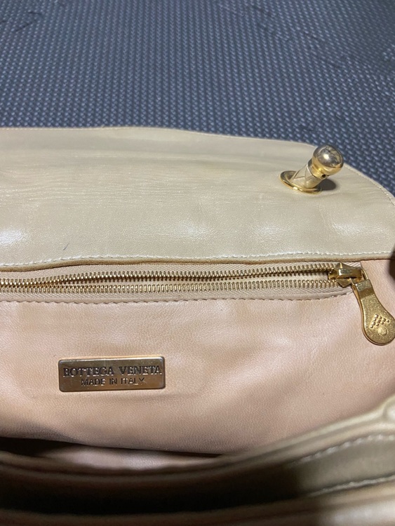 ハンドバッグ（ブランドバッグ）の商品画像 - 査定依頼日：2025年8月2日 - 最高査定価格：35,000円