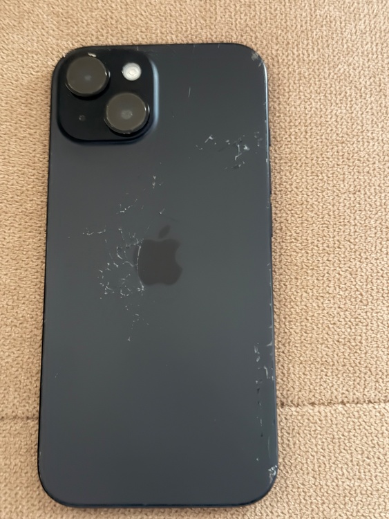 iPhone 15 256GB docomo（スマホ）の商品画像 - 査定依頼日：2026年3月23日 - 最高査定価格：44,000円