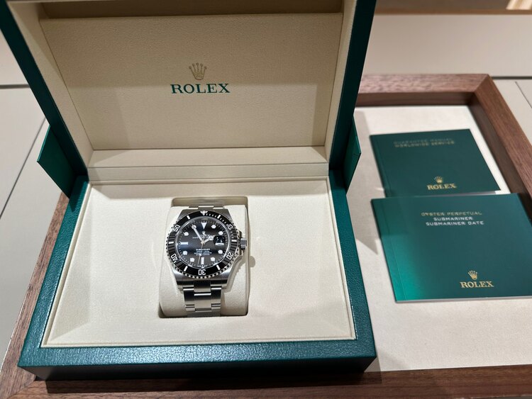 ロレックス サブマリーナー 126610L（高級時計）の商品画像 - 査定依頼日：2025年5月6日 - 最高査定価格：1,950,000円