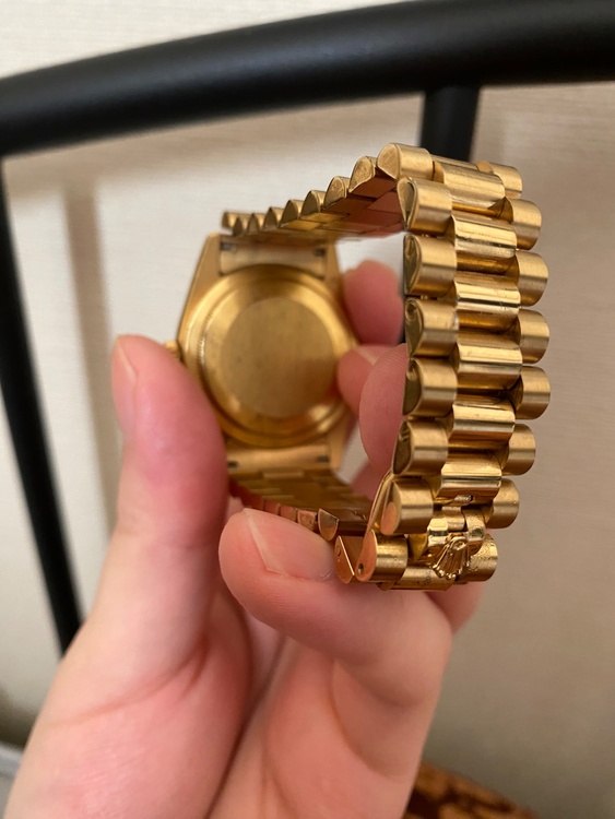 ロレックス デイデイト （高級時計）の商品画像 - 査定依頼日：2026年1月8日 - 最高査定価格：2,800,000円