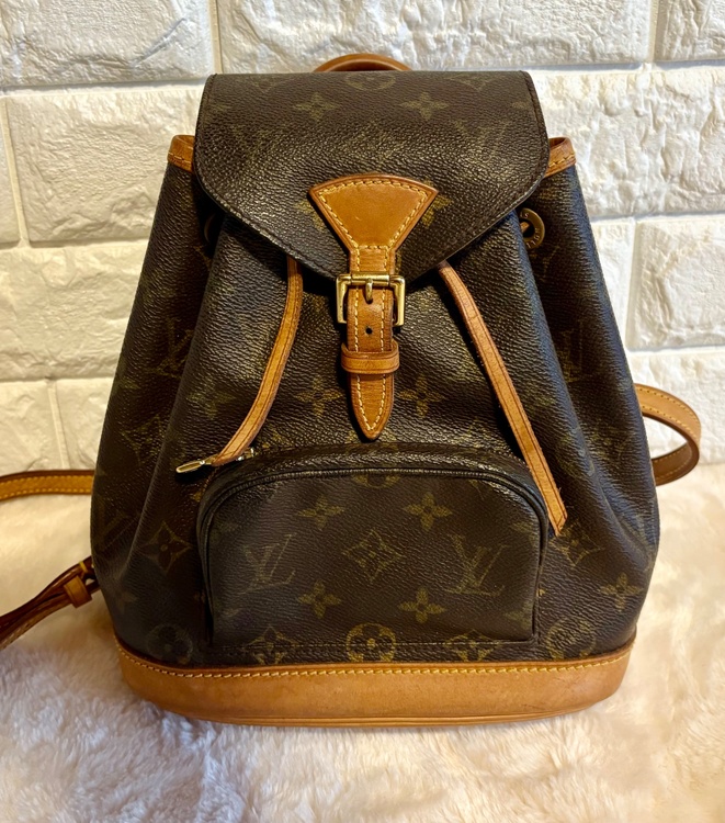 ルイヴィトン モンスリ ミニ モノグラム リュック SP0947（ブランドバッグ）の商品画像 - 査定依頼日：2026年4月8日 - 最高査定価格：100,000円