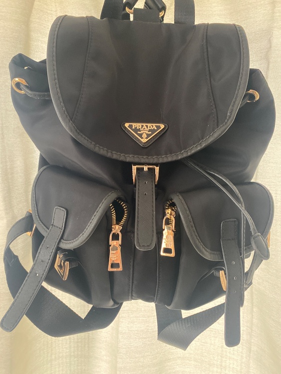 プラダ  （ブランドバッグ）の商品画像 - 査定依頼日：2026年1月27日 - 最高査定価格：70,000円