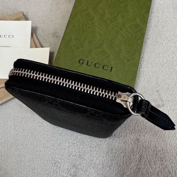 GUCCI 長財布 スネーク GGスプリーム ラウンドファスナー （ブランド財布・小物）の商品画像 - 査定依頼日：2026年5月11日 - 最高査定価格：20,000円