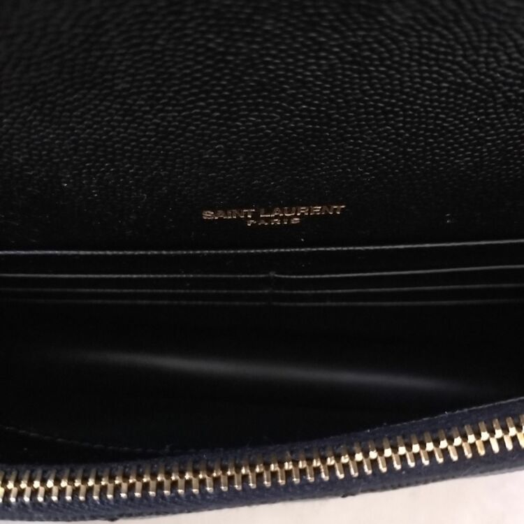 イブサンローラン  （ブランドバッグ）の商品画像 - 査定依頼日：2025年11月21日 - 最高査定価格：130,000円