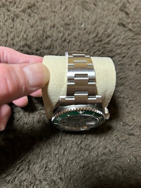 ロレックス サブマリーナー 116610l（高級時計）の商品画像 - 査定依頼日：2025年3月30日 - 最高査定価格：2,700,000円