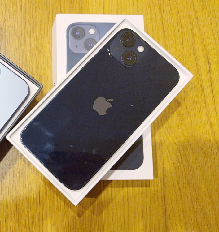 iPhone13 128GB ブラック（スマホ）の商品画像 - 査定依頼日：2026年1月9日 - 最高査定価格：33,000円