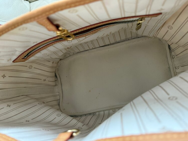 ルイヴィトン ネヴァーフル （ブランドバッグ）の商品画像 - 査定依頼日：2025年4月12日 - 最高査定価格：140,000円