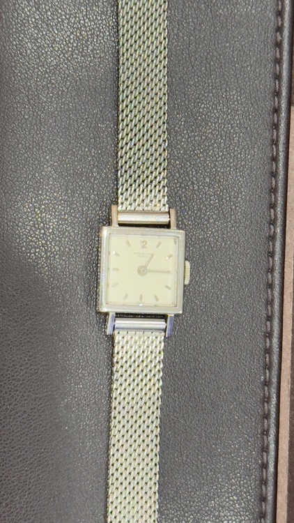  手巻きウォッチ Ref.3285/21（高級時計）の商品画像 - 査定依頼日：2025年9月17日 - 最高査定価格：1,380,000円