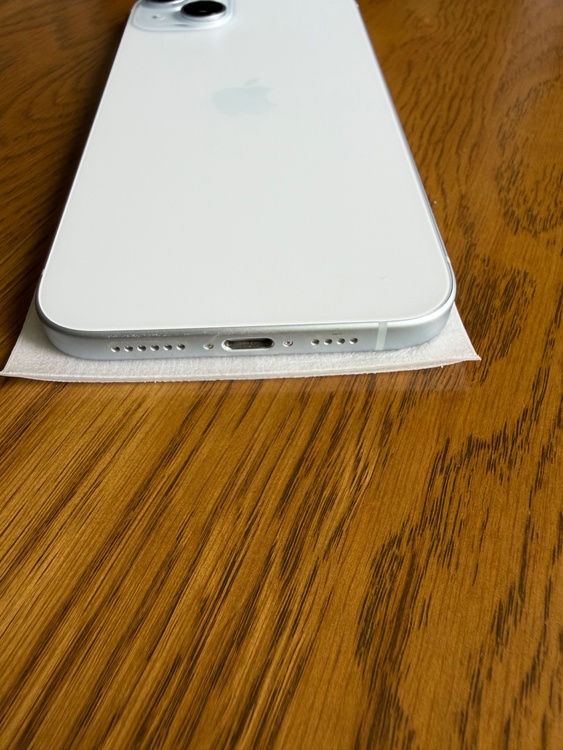 iPhone iPhone 15 Plus 256GB SIMフリー（スマホ）の商品画像 - 査定依頼日：2026年8月19日 - 最高査定価格：79,000円