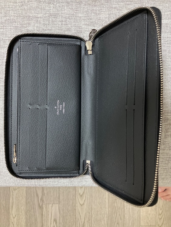 ルイヴィトン タイガ （ブランドバッグ）の商品画像 - 査定依頼日：2025年9月11日 - 最高査定価格：20,000円