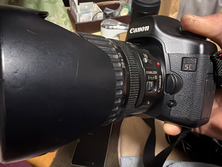EOS5D（カメラ）の商品画像 - 査定依頼日：2026年2月26日 - 最高査定価格：10,000円