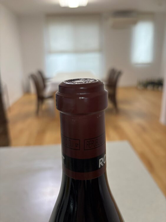 DRCロマネ•サン•ヴィヴァン（お酒）の商品画像 - 査定依頼日：2025年3月23日 - 最高査定価格：330,000円