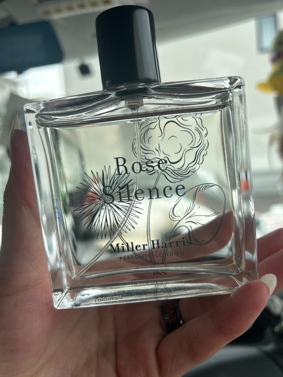 ミラーハリス ローズサイレンス 香水 100ml（コスメ・美容・健康器具）の商品画像 - 査定依頼日：2026年8月17日 - 最高査定価格：3,500円