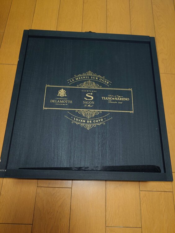 シャンパン サロン （お酒）の商品画像 - 査定依頼日：2026年1月30日 - 最高査定価格：188,000円