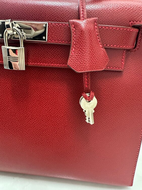 エルメス ケリー （ブランドバッグ）の商品画像 - 査定依頼日：2025年1月21日 - 最高査定価格：1,520,000円