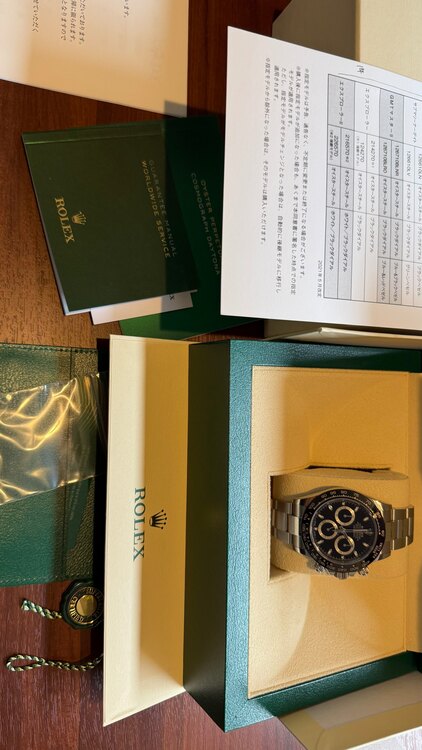 ロレックス デイトナ 116500Ln（高級時計）の商品画像 - 査定依頼日：2025年3月12日 - 最高査定価格：3,600,000円