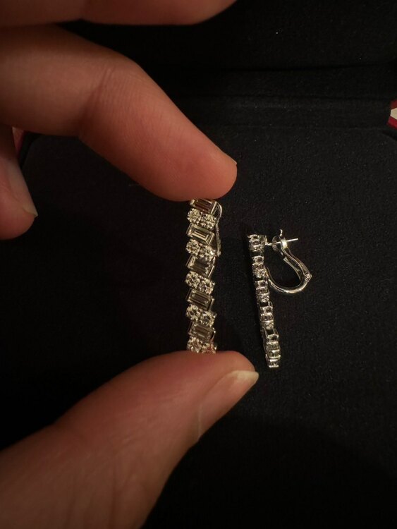 カルティエ ピアス ダイヤモンド（宝石）の商品画像 - 査定依頼日：2025年1月22日 - 最高査定価格：2,300,000円