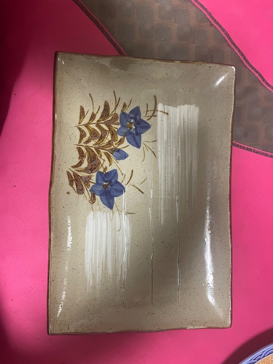 お皿（美術品・骨董品）の商品画像 - 査定依頼日：2026年2月8日 - 最高査定価格：100,000円