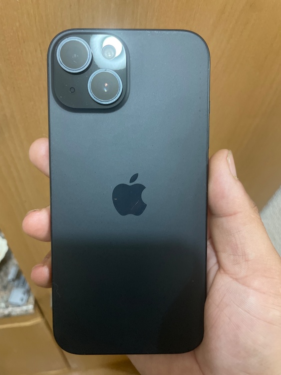 iPhone 15 128GB Softbank（スマホ）の商品画像 - 査定依頼日：2026年4月28日 - 最高査定価格：53,000円