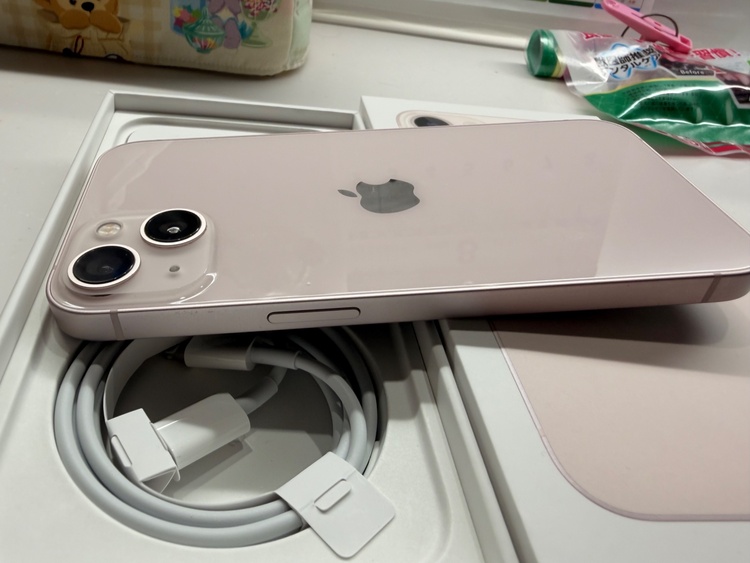 iPhone13ピンク256GB（スマホ）の商品画像 - 査定依頼日：2026年8月29日 - 最高査定価格：45,000円