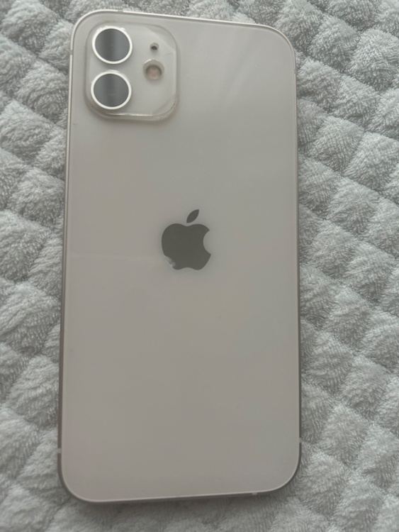 iPhone iPhone 12 64GB SIMフリー（スマホ）の商品画像 - 査定依頼日：2026年6月21日 - 最高査定価格：19,500円