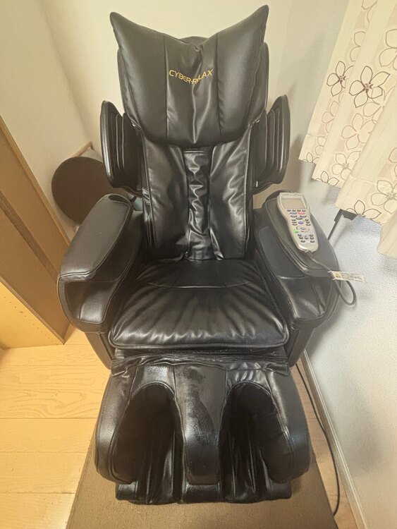 マッサージチェア（コスメ・美容・健康器具）の商品画像 - 査定依頼日：2025年4月10日 - 最高査定価格：1,000円