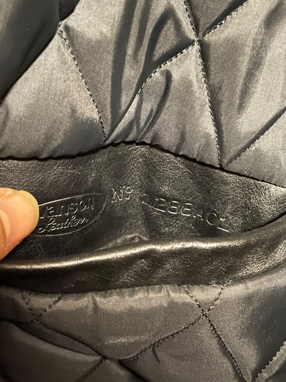 vanson ダブルライダースジャケット　42（古着・ファッション）の商品画像 - 査定依頼日：2026年2月8日 - 最高査定価格：12,000円