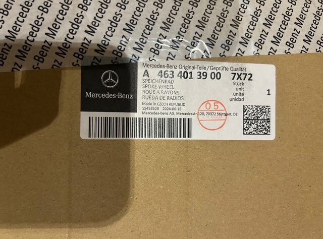 メルセデス　AMG G450D ローンチエディション　２０インチ　アルミホイール（カー用品）の商品画像 - 査定依頼日：2025年3月24日 - 最高査定価格：120,000円