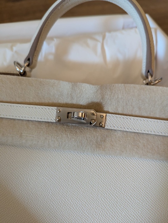 ケリー25（ブランドバッグ）の商品画像 - 査定依頼日：2025年9月18日 - 最高査定価格：2,570,000円