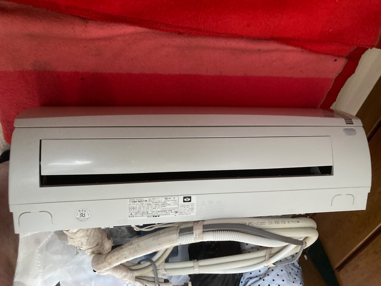コロナルームエアコンCSH-N2217R (6畳用)（家電）の商品画像 - 査定依頼日：2025年7月8日 - 最高査定価格：3,000円