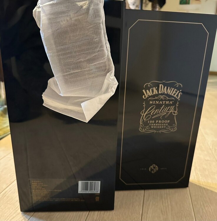 ジャックダニエル　シナトラセンチュリー（お酒）の商品画像 - 査定依頼日：2025年2月20日 - 最高査定価格：170,000円