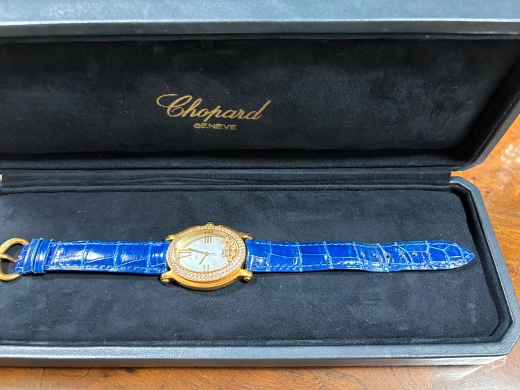 ショパール ハッピースポーツ 7dia.39c（高級時計）の商品画像 - 査定依頼日：2025年11月5日 - 最高査定価格：1,500,000円