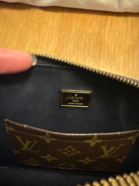 アルマBB（ブランドバッグ）の商品画像 - 査定依頼日：2026年3月11日 - 最高査定価格：150,000円