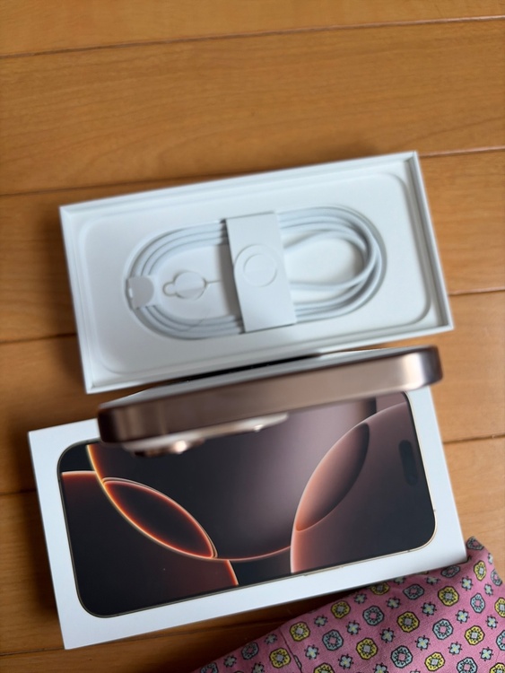 iPhone iPhone 16 Pro Max 256GB SIMフリー（スマホ）の商品画像 - 査定依頼日：2026年9月16日 - 最高査定価格：129,000円