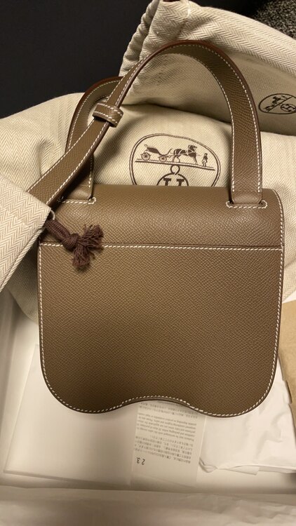 エルメス エルメス(その他) （ブランドバッグ）の商品画像 - 査定依頼日：2025年1月26日 - 最高査定価格：700,000円