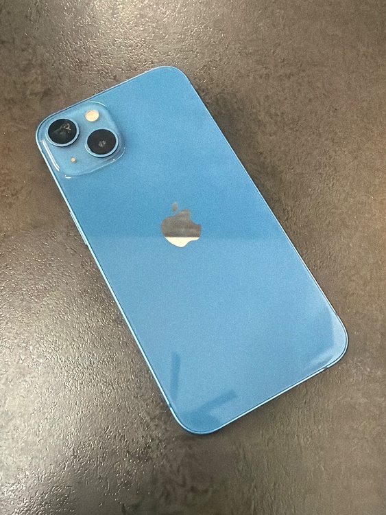 iPhone iPhone 13 128GB au（スマホ）の商品画像 - 査定依頼日：2026年7月17日 - 最高査定価格：34,000円