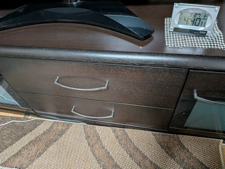 大型テレビ収納（家具・寝具）の商品画像 - 査定依頼日：2025年9月28日 - 最高査定価格：3,000円