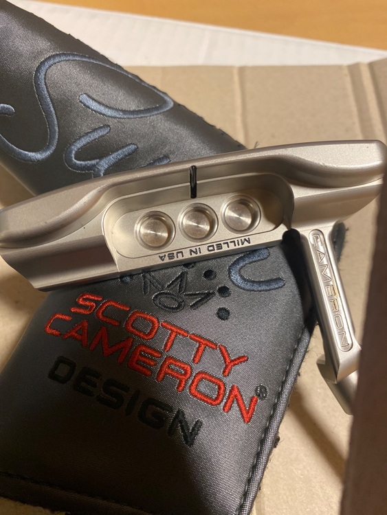 スコッティ キャメロン スーパーセレクト ニューポート　パター　34インチ（ゴルフ用品）の商品画像 - 査定依頼日：2025年7月30日 - 最高査定価格：38,000円