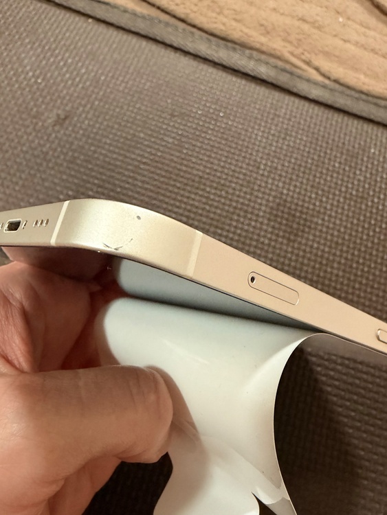 iPhone13 128GB（スマホ）の商品画像 - 査定依頼日：2026年7月29日 - 最高査定価格：33,500円