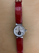 その他 その他 ルイヴィトンタンブールQ12mn（高級時計）の商品画像 - 査定依頼日：2026年3月17日 - 最高査定価格：61,000円