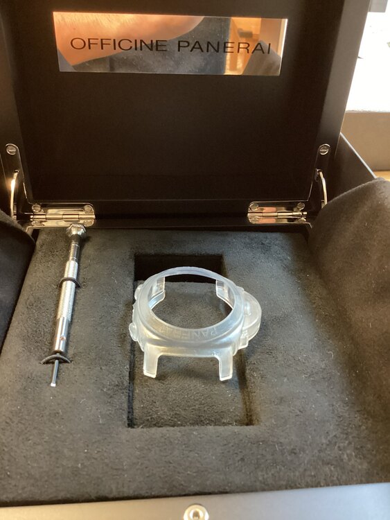 パネライ ルミノール （高級時計）の商品画像 - 査定依頼日：2025年5月9日 - 最高査定価格：1,000,000円